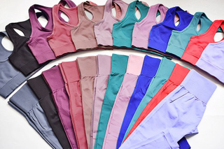 Seamless Sweat-wicking Fitness Yoga wear High Waisted Yoga Sets Multi Colors Racer Back Bra Gym Fitness Sets