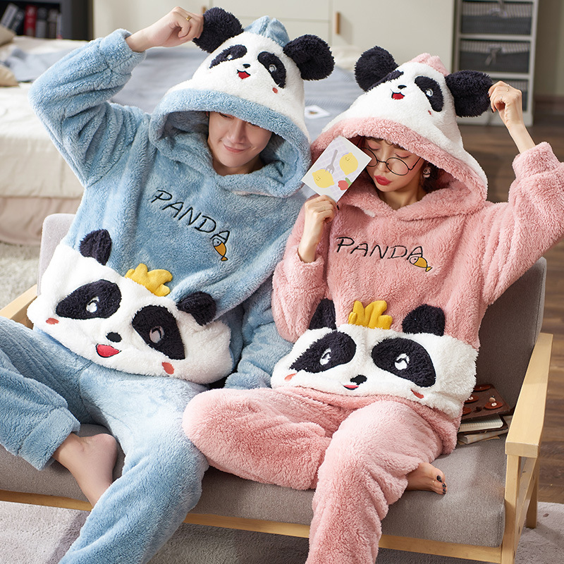 Wholesale Cartoon Design Mens Sleepwear Sets Unisex Velvet Flannel Famille Clothing Cute Night Dress For Women Pajamas Suits